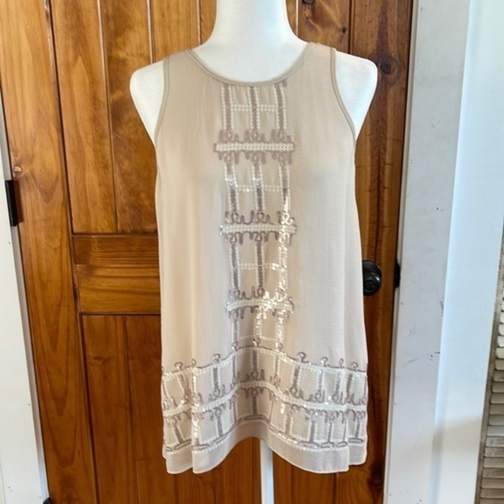 Max studio  MSSP beige tan nude sequin sleeveless top tunic XS NWT